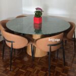 Mesa Cone redonda em mármore Verde Guatemala